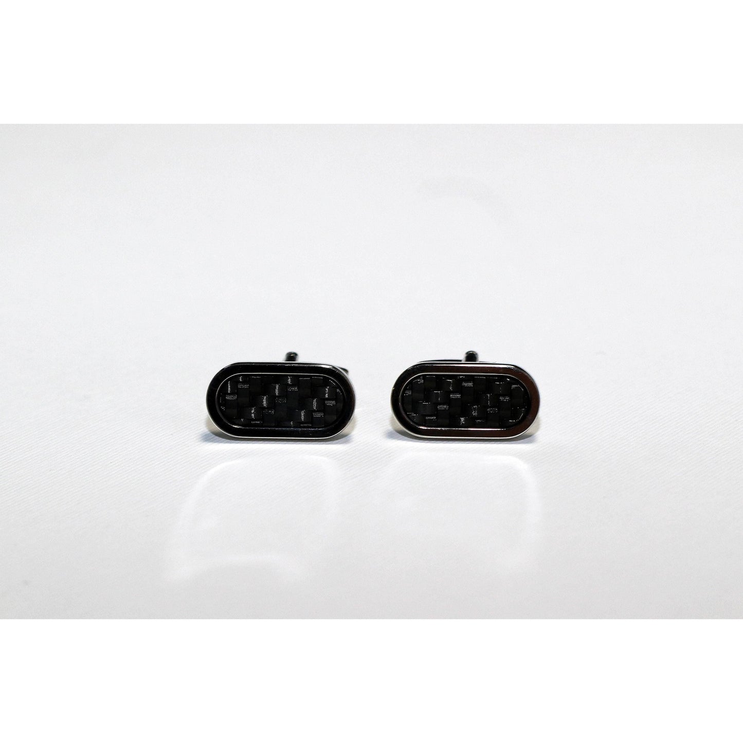 Carbon cufflinks - BAZIS